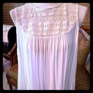 Beautiful Lightweight Top W/Peekaboo Sleeves!
